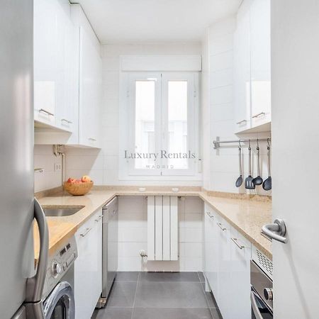 Charming 2-Bedroom Apartment In Retiro Perfect Madrid Location 외부 사진